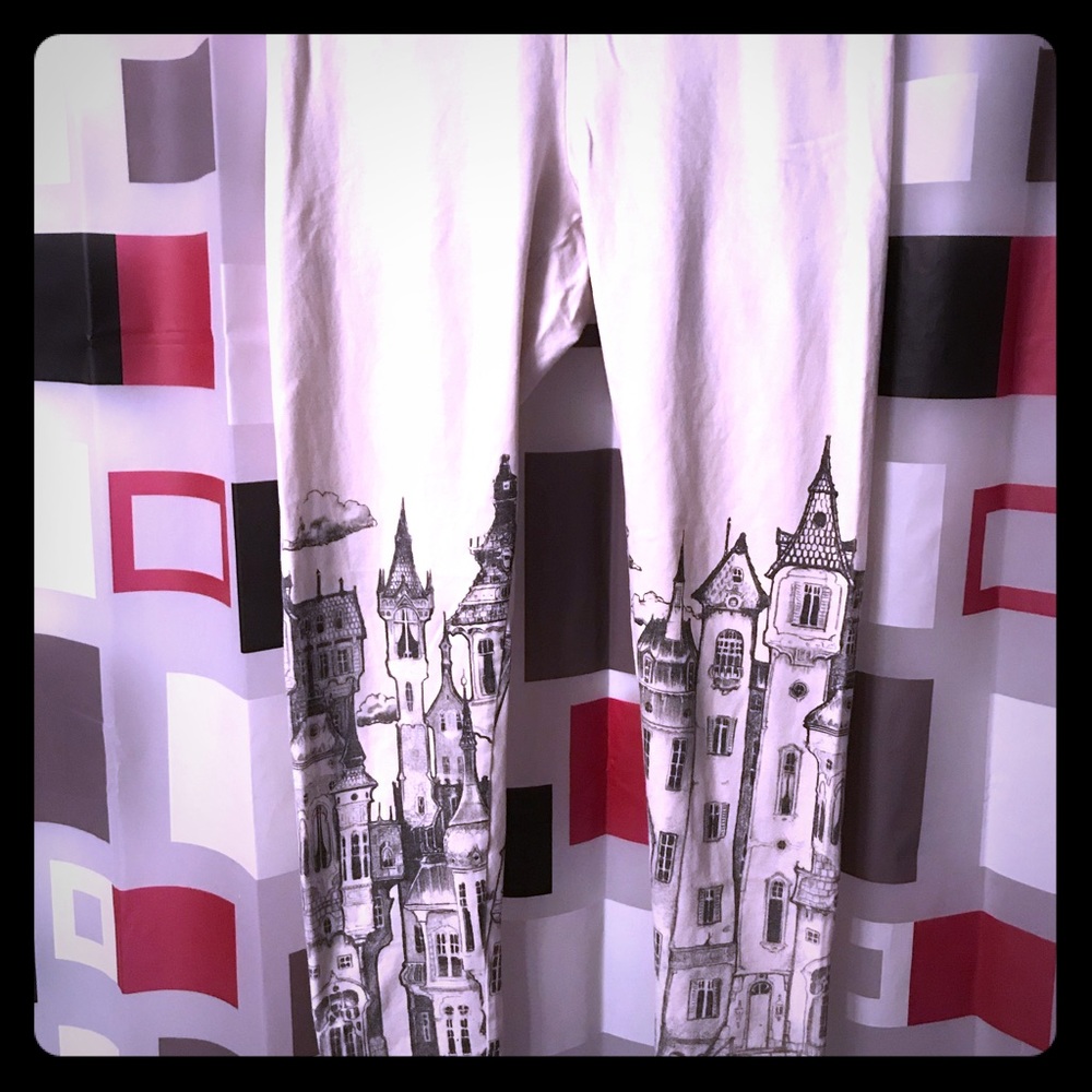 Victorian castle leggings